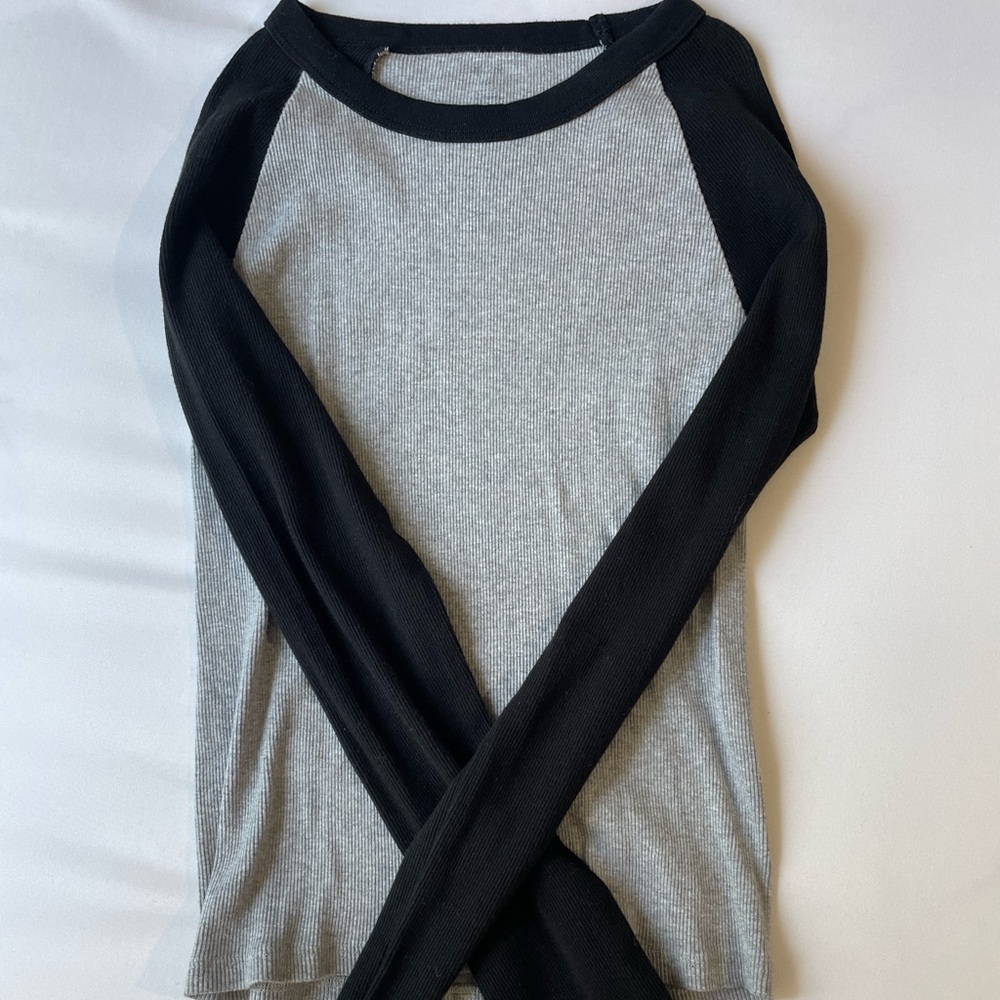 SOLD Brandy Melville Long sleeve